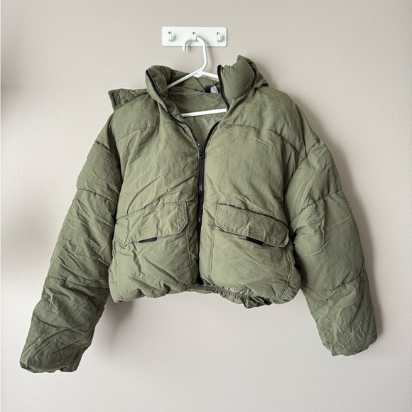 H&M Puffer Jacket - Picture 1 of 5